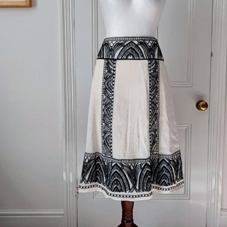 Monsoon London Linen Silk Black And White Embroidery Skirt